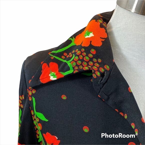 Ladies Vintage Leslie J Poppy Print Button Down - Picture 3 of 15